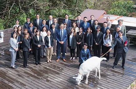 スタッフ紹介 Starhome Crew